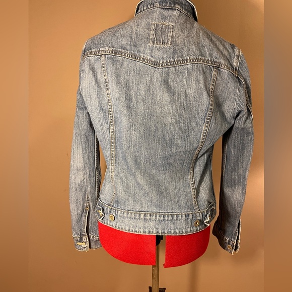 Levi’s vintage jean jacket small - Picture 4 of 9